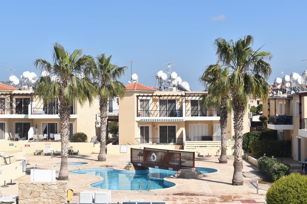 Sirena Sunrise Apartment 125 Paphos Exterior foto